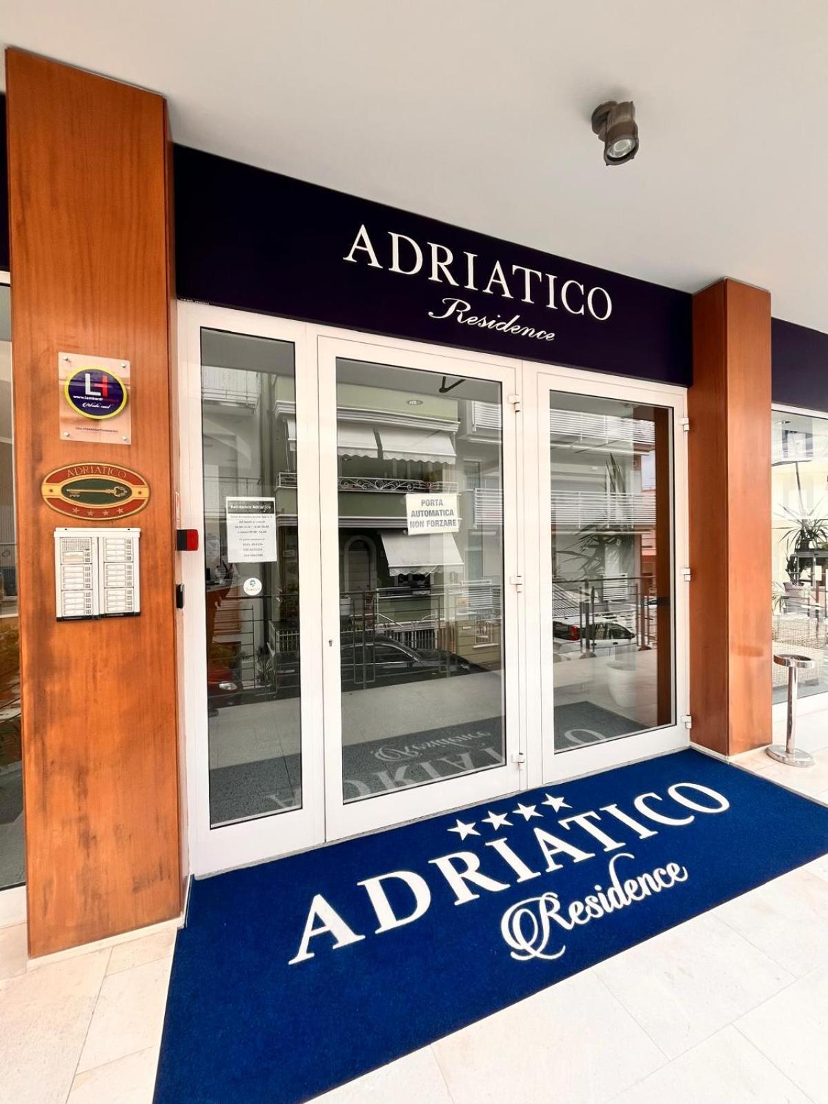 Residence Adriatico Gabicce Mare Eksteriør billede